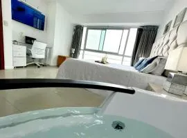 Ecusuites Riverfront One Vista al Río Jacuzzi Hidro