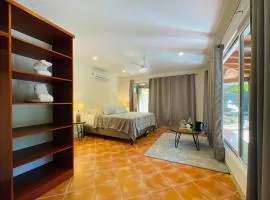 Spinoza Hotel Los Pargos Playa Negra