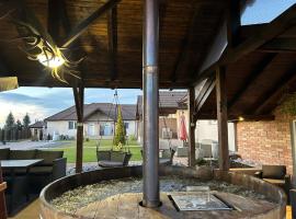Dióliget Cottage Sárvár，位于萨尔瓦尔的酒店