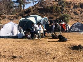 Shivoham valley view camps，位于穆索里的露营地