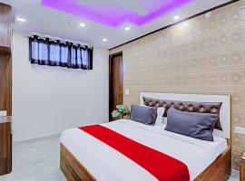 Private rooms in Jagatpuri- Near Anand Vihar，位于新德里东德里的酒店