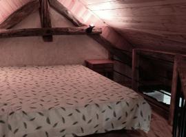 La chambre Nature chez les garçons，位于Saint-Paul-sur-Yenne的住宿加早餐旅馆