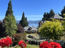 Huinid Bustillo Caba&ntilde;as，位于圣卡洛斯-德巴里洛切的带热水浴缸的酒店