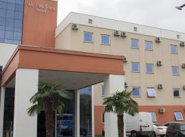 DE STEFANI HOTEL，位于Portão的酒店