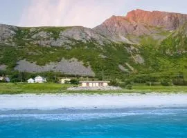 Exclusive Beach House Ramberg - Your Private Oasis