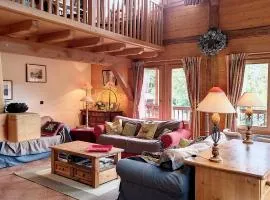 Chalet rénové 3 étoiles, 14 pers, vue Mont Blanc, Wifi - FR-1-560-102