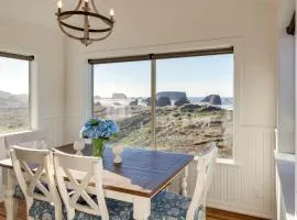 Scenic Bandon Vacation Rental with Beach Access!