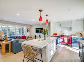 Seascape Aptos Retreat w/ Bocce Ball Court!，位于阿普托斯的酒店