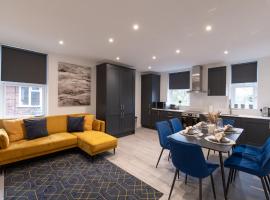 Fantastic New, London Apartment 3 Bed 1 Bath & Parking，位于Whetstone的家庭/亲子酒店