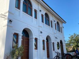 B2 Hotel Savannakhet，位于沙湾拿吉Savannakhet Hospital附近的酒店