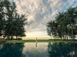 Dusit Thani Krabi Beach Resort - SHA Extra Plus，位于功孟海滩的高尔夫酒店