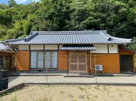民泊 あざし はなれ1棟貸し 母屋 2部屋貸 Open in January 2024, Minpaqu Azashi，位于串本町的酒店