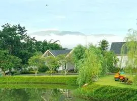 Bann 5 Rai Poollvilla