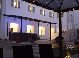 Kékkút Cottage