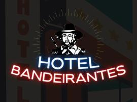 Hotel Bandeirantes de SJBV，位于圣若昂达博阿维斯塔的酒店