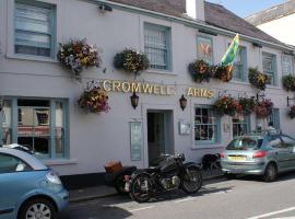 The Cromwell Arms Inn，位于巴维特雷西的宾馆