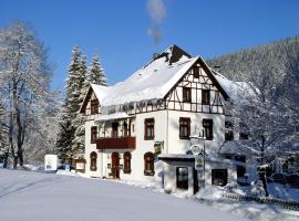 Gasthof und Pension Hammerschänke，位于WildenthalCarlsfeld Ski Lift附近的酒店