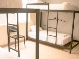 Hotel Amazonas Suite, Habitación con literas，位于新洛哈的酒店