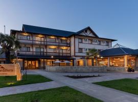 Hotel Cordillera，位于埃博森埃尔博尔松机场 - EHL附近的酒店