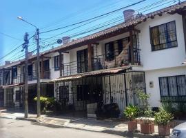 Las Acacias Villavicencio，位于比亚维森西奥的酒店