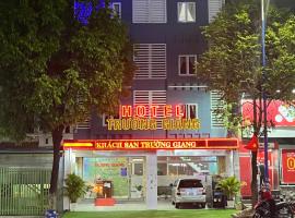 Khách sạn Trường Giang 长江酒店，位于Xóm Mỹ Thanh的酒店