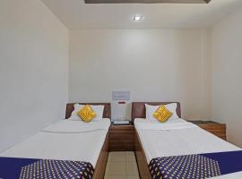 HOTEL MINI PALACE，位于Gorwa的酒店