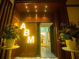 ABM house，位于丹吉尔的酒店