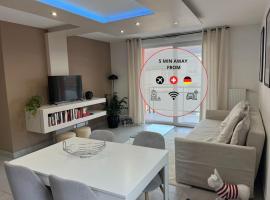 A few steps from BASEL with Balcony and free parking，位于圣路易的低价酒店