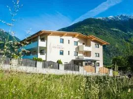 霍赫瓦特三星级公寓式酒店