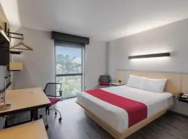 瓜达拉哈拉机场城市快捷酒店