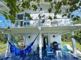 Hermosa Casa frente al Río，位于圣拉菲尔的海滩短租房