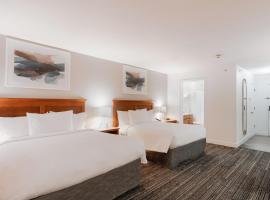 斯塔福德万豪广场套房酒店，位于斯塔福德的酒店