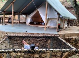 Ella Retreat Glamping Tent on Hill for Nature Lovers，位于埃拉的酒店
