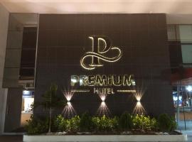Premium Hotel，位于德尔米鲁戈韦亚的带停车场的酒店