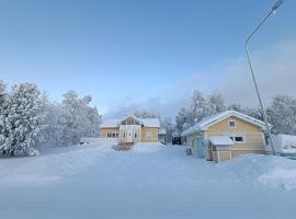 Arctic Lakeside Home，位于凯米耶尔维的乡村别墅