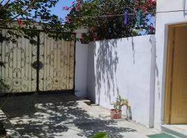 petite maison à louer à la forét de corniche Bizerte，位于比塞大的酒店