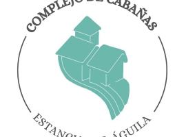 Complejo de Cabañas Estancia Del Águila，位于米娜克拉韦罗的山林小屋