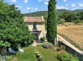 Les Tarraïettes au pied du Luberon