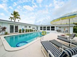 Skipper's Landing - 4 Bedroom with Heated Pool