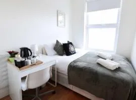 Comfy Private Bedrooms near Euston Station, Central London