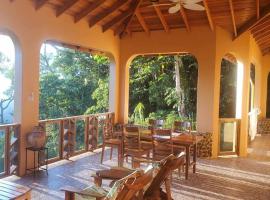 La Hacienda Belize Guest House，位于Benque Viejo del Carmen的乡村别墅