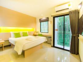 The Lephant Hotel ณ ท่าโรงช้าง，位于Takua Pa的酒店