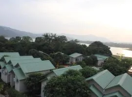 Mango Leaf Lake Resort