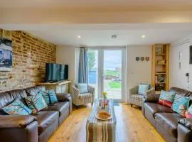 3 Bed in Wells-next-the-Sea KT050