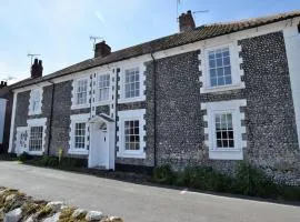 2 Bed in Blakeney NCC66