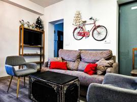 Oak House Oakplacescom，位于莱昂的酒店