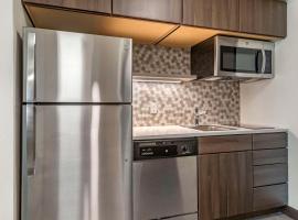 MainStay Suites Milwaukee-Franklin，位于富兰克林的酒店