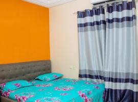 STUDIO RESIDENCE CONDOMINIUM，位于洛美的酒店