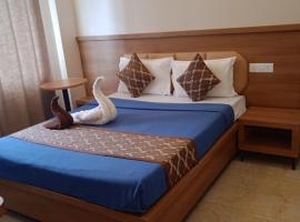 DREAMS INN ROOMS，位于Poonamallee的酒店
