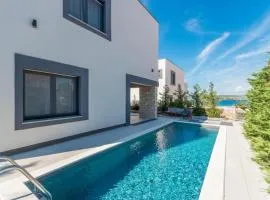 Royal House 3